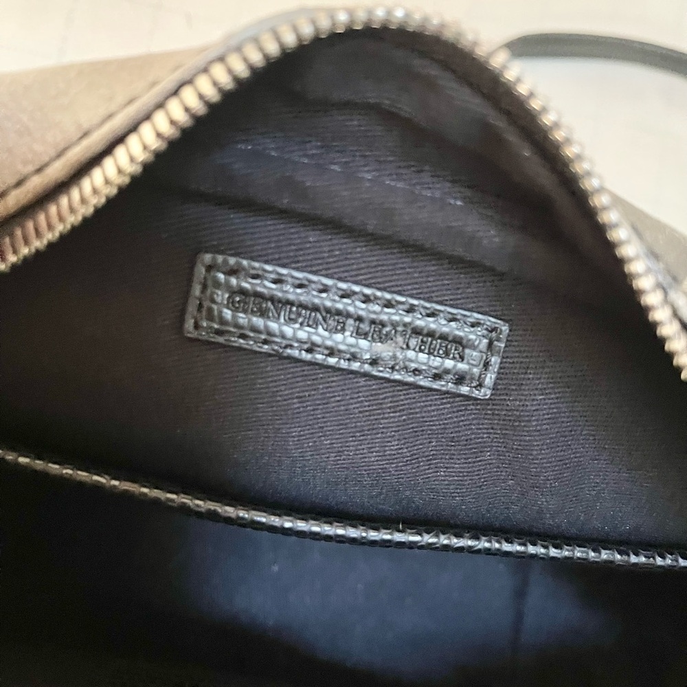G.I.L.I camo crossbody bag - Picture 13 of 13